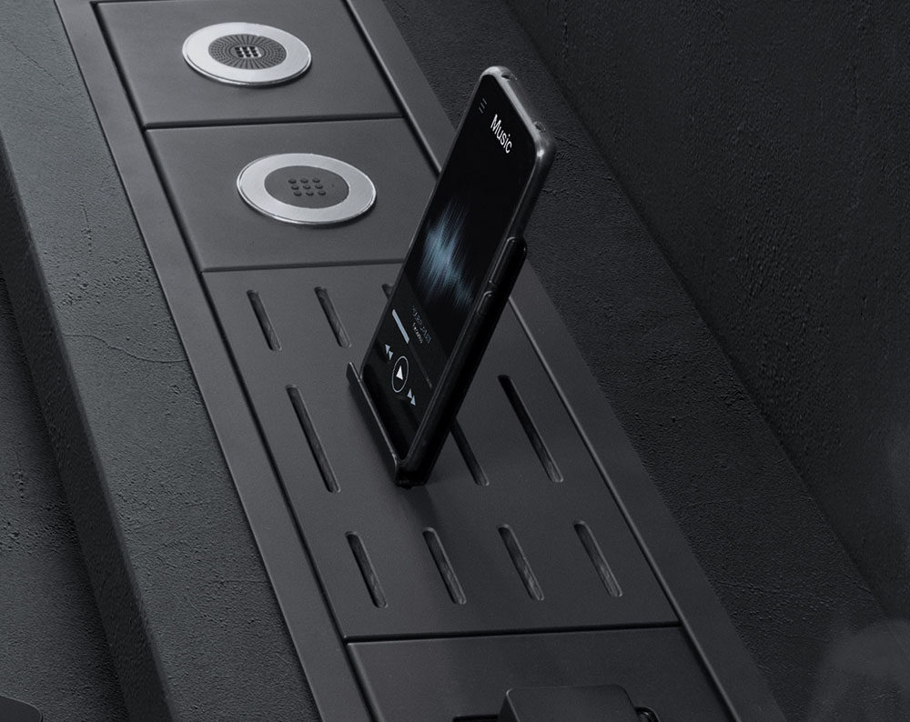 CANALES EQUIPADOS SOPORTE PARA TABLET Y SMARTPHONE DE ACERO INOXIDABLE AISI 304 NEGRO