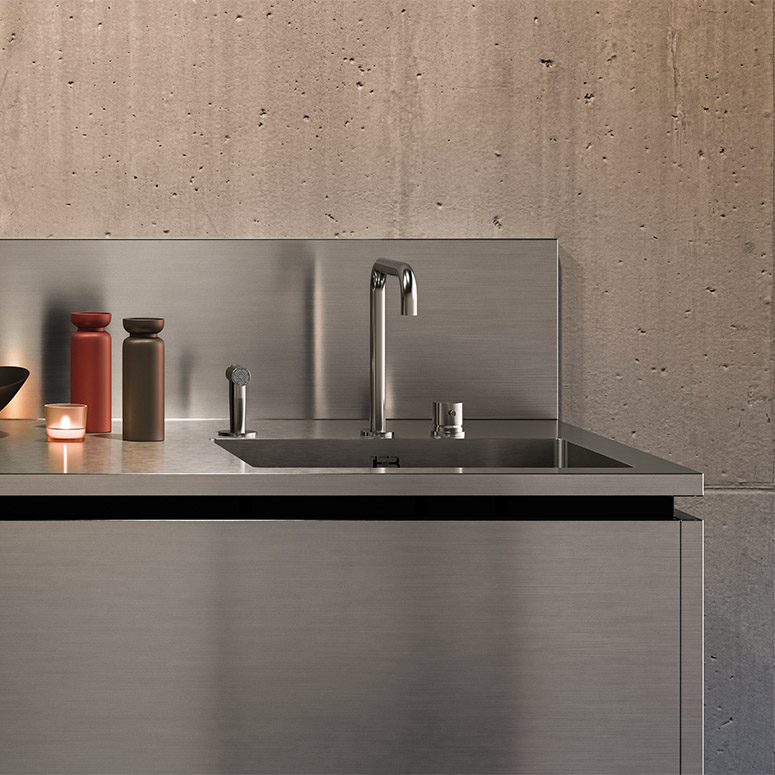 1RUBMRKT vascaquadraR12_70x40_2.jpg