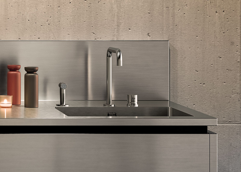 1RUBMRKT vascaquadraR12_70x40_2.jpg
